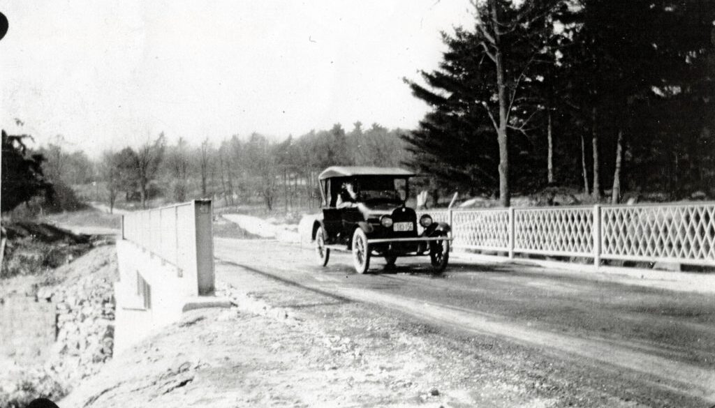 Jones Creek new bridge Oct 29, 1922 WB6