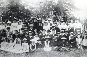 manhard-sunday-school-picnic-in-houghs-woods-1892